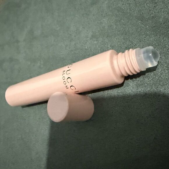 GUCCI BLOOM PERFUME – TRAVEL SIZE ELEGANCE - Picture 3 of 14